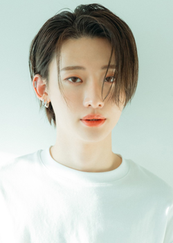 Lee Tae Yeob (Yoojung - OnlyOneOf) (1997)