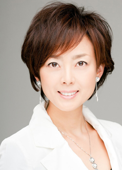 Akimoto Naomi (1963)