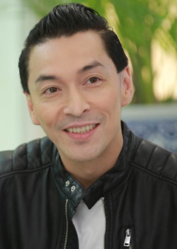 Anon Saisangcharn (1970)