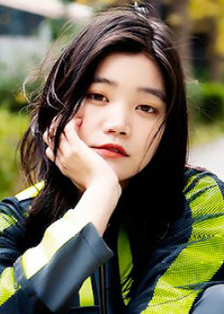 Aoi Chihiro (Cent Chihiro Chittiii - BiSH) (1993)