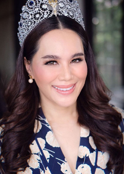 Chalida Thaochalee (1974)