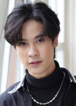 Cheetah Chonphiphat Phajee (1990)