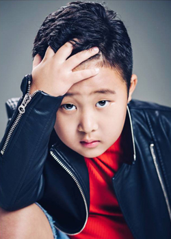 Choi Dong Hwa (2010)