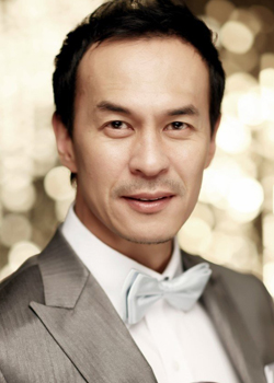 Choi Ji Woong (1970)