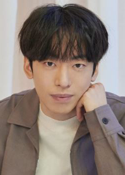 DJ Matsunaga (Creepy Nuts) (1990)