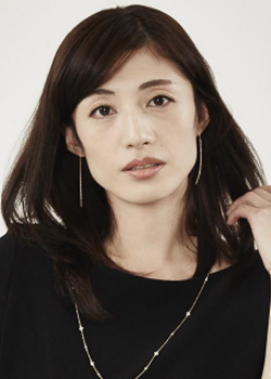 Hamasaki Akane (1980)