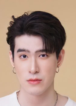 Heng Asavarid Pinitkanjanapun (1997)