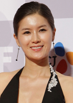 Hwang Keum Hee (1980)