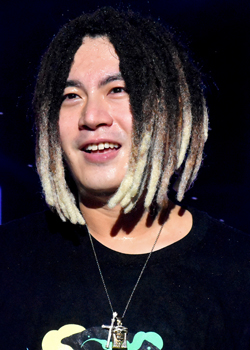 Jo Seong Jin (Skull - Stony Skunk / Skull & Haha) (1979)