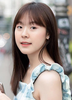 June Wanwimol Jensawamethee (2000)