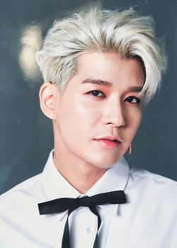 Kang Sung Hoon (Sechs Kies) (1980)
