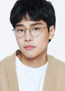 Kang Yoo Seok (1994)