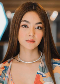 Karunchida Khumsuwan (1992)