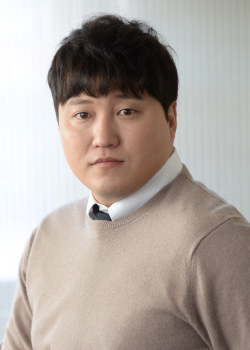 Kim Dae Myeong (1980)