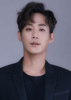 Lee Choong Joo (1985)