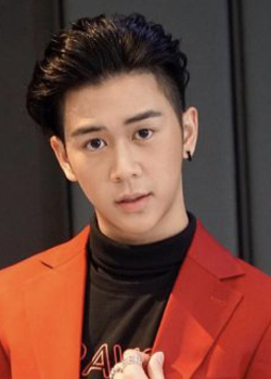 Louis Thanawin Teeraphosukarn (2000)