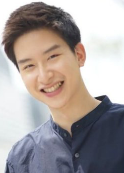 Max Sarit Phermsuwan (1990)