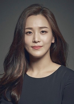 Moon Kyeong Hee (1977)