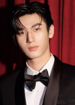 Mos Panuwat Sopradit (2001)