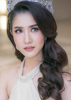 Onwipa Kanoknateesavad (1989)