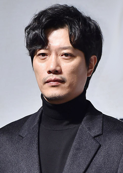 Park Hee Soon (1970)