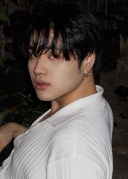 Parky Napavit Tewaphankul (2003)