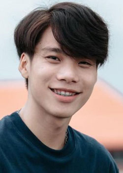 Pond Kumpanat Kulthai (2002)