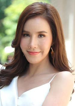 Rachaya Rakkasikorn (1976)