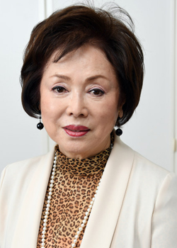 Sakuma Yoshiko (1939)