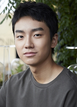 Seong Yoo Bin (2000)