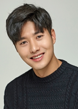 Shin Jeong Yoon (1984)