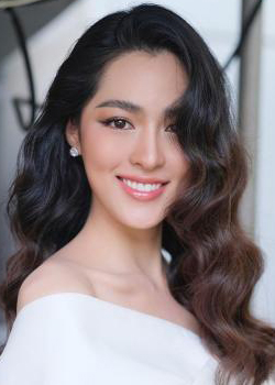 Lingling Sirilak Kwong (1996)