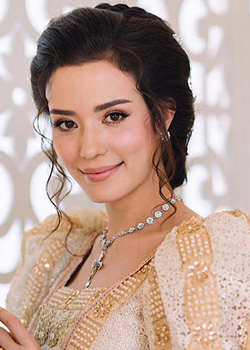 Susi Susira Angelina Naenna (1988)