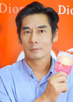 Tae Tatphong Phongtat (1967)