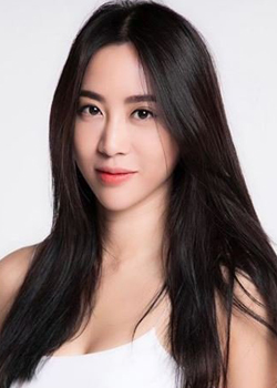 Thongmee Natthaweeranuch (1979)