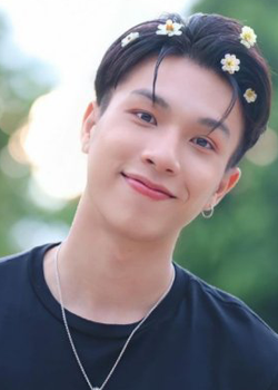 Ufa Nattawat Tunkaew (2001)