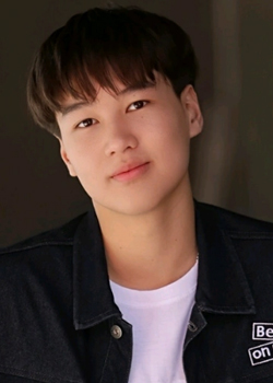 Aun Napat Patcharachavalit (2003)