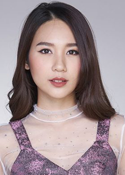 Yada Narilya Gulmongkolpech (2000)