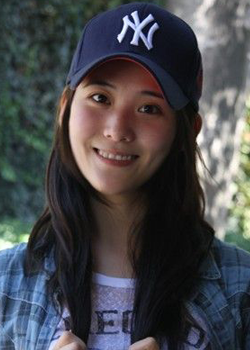 Zhang Huan Huan (1990)