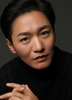 Zhang Yi Hang (1981)