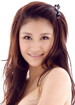 Zhang Yue Nan (1997)